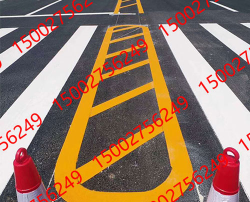 停車場道路熱熔劃線（xiàn）及環氧地（dì）坪工程