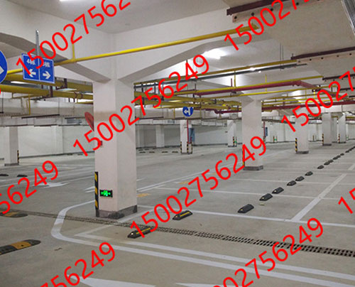 停車場道路熱熔劃線及環氧地（dì）坪工程