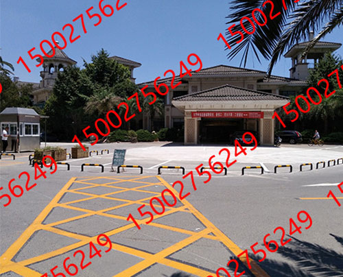 停車場道路熱熔劃線及環氧地坪工程