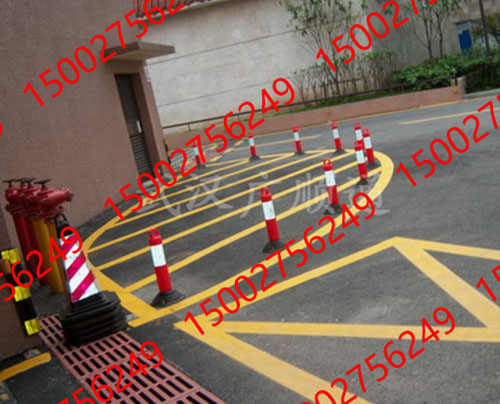 停車場道路熱熔劃線及環氧地坪工（gōng）程